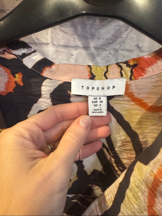 Topshop • NWT Over sized, resort crinkle shirt PTP 21” - Picture 7 of 7